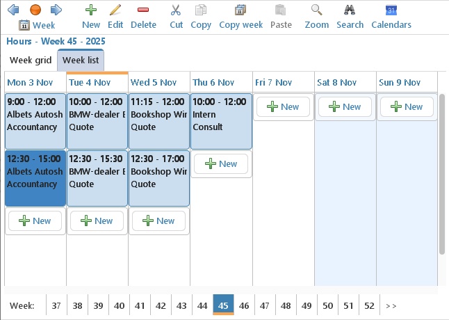 The week list with hour bookings per day